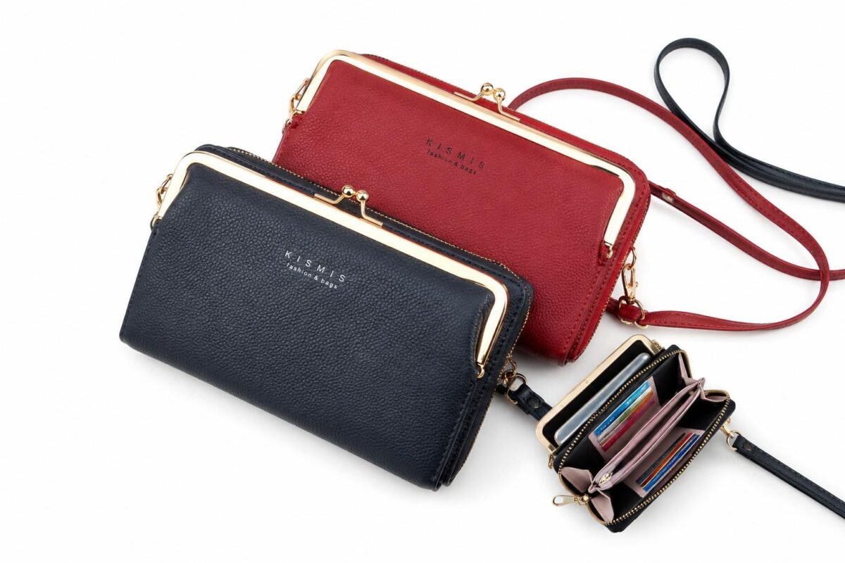 Women’s crossbody bag in red and black with adjustable shoulder strap